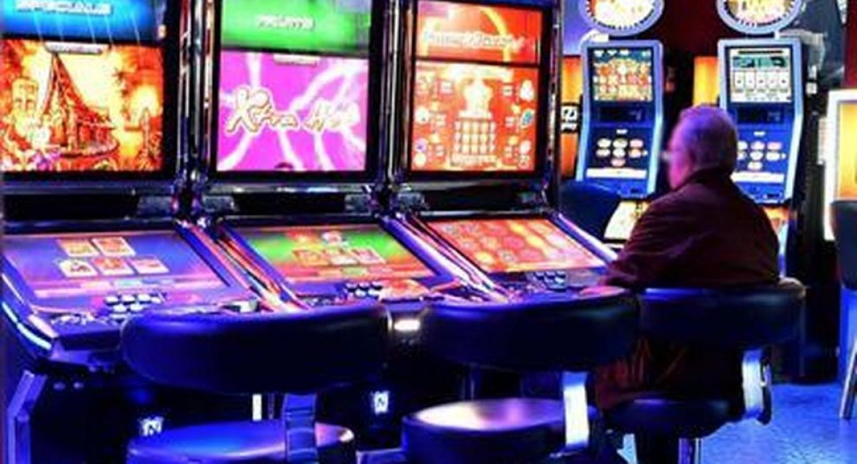 Super Green Pass in vigore dal 6 dicembre: sarà obbligatorio nelle sale gioco solo in zona arancione